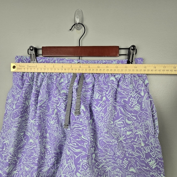 NIKE Shark Lap 6.5" Volley Swim Trunks Color‎ Atomic Violet Mens Size L Swimming - Picture 10 of 15